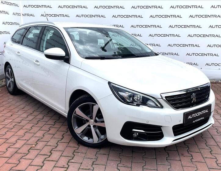 Peugeot 308 1