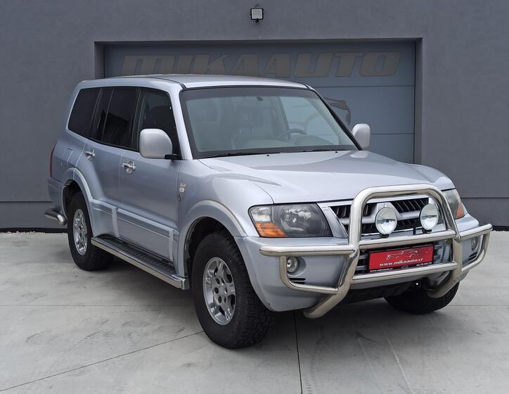 Mitsubishi Pajero 3