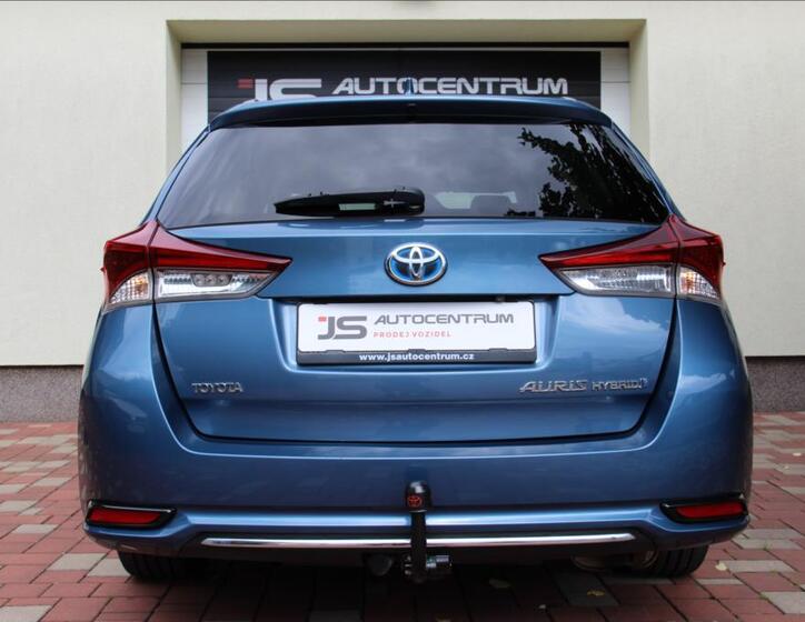 Toyota Auris 9