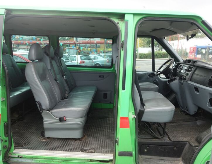 Ford Transit 16