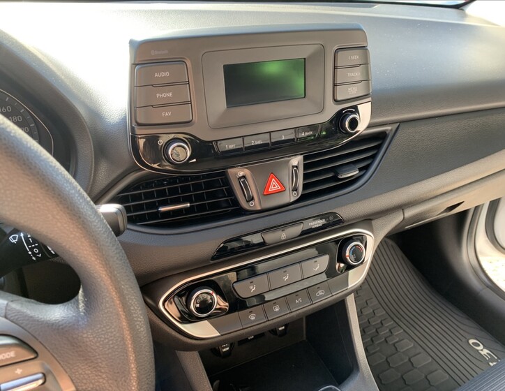 Hyundai i30 11