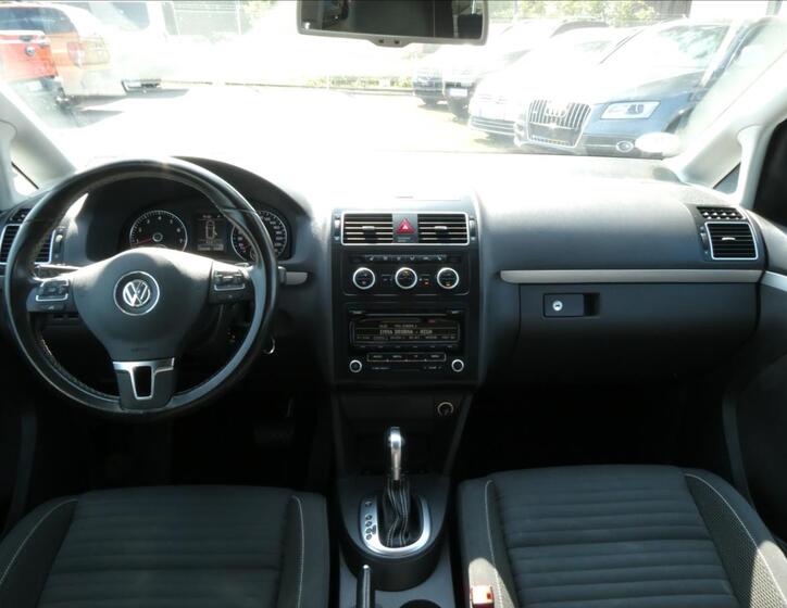 Volkswagen Touran 26