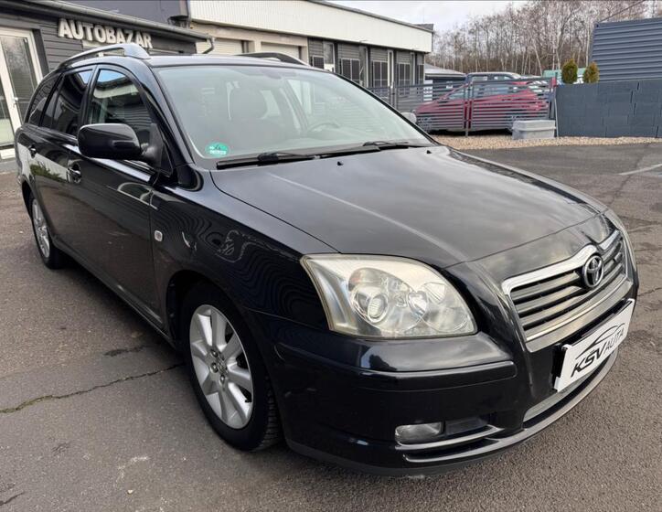 Toyota Avensis 4