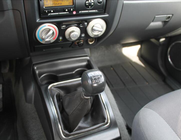 Isuzu D-Max 16
