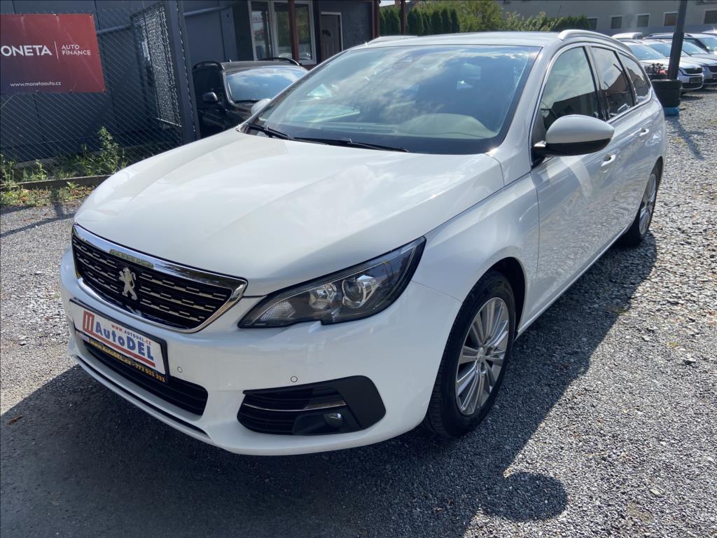 Peugeot 308 1