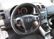 Toyota Auris 14
