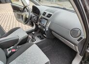 Suzuki SX4 11