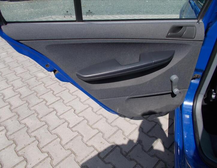 Škoda Fabia 15