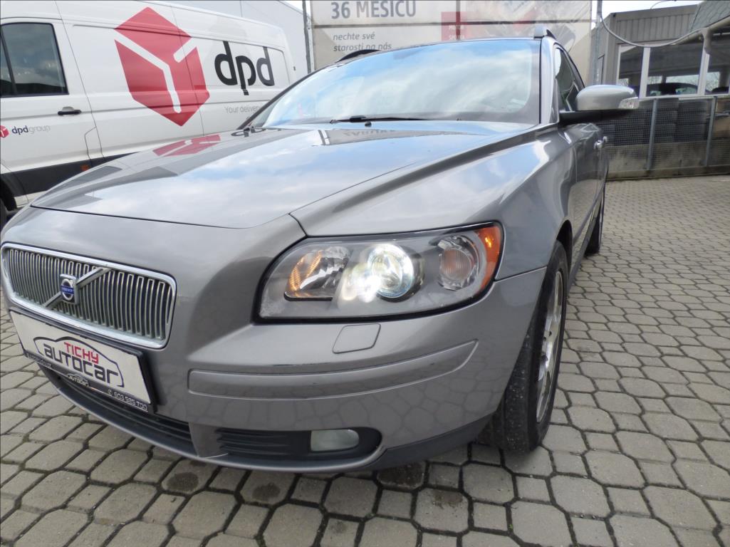 Volvo V50