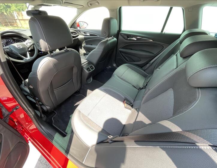 Opel Insignia 17