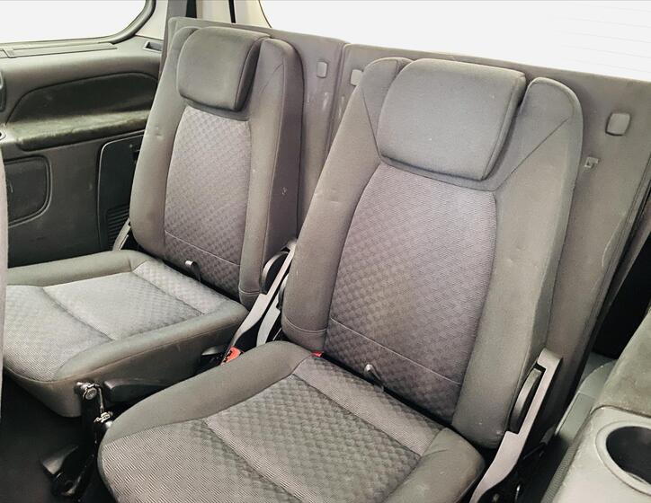Ford Galaxy 7