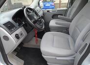 Volkswagen Multivan 10