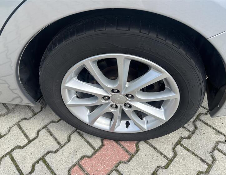 Subaru Impreza 24
