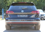 Volkswagen Touareg 6
