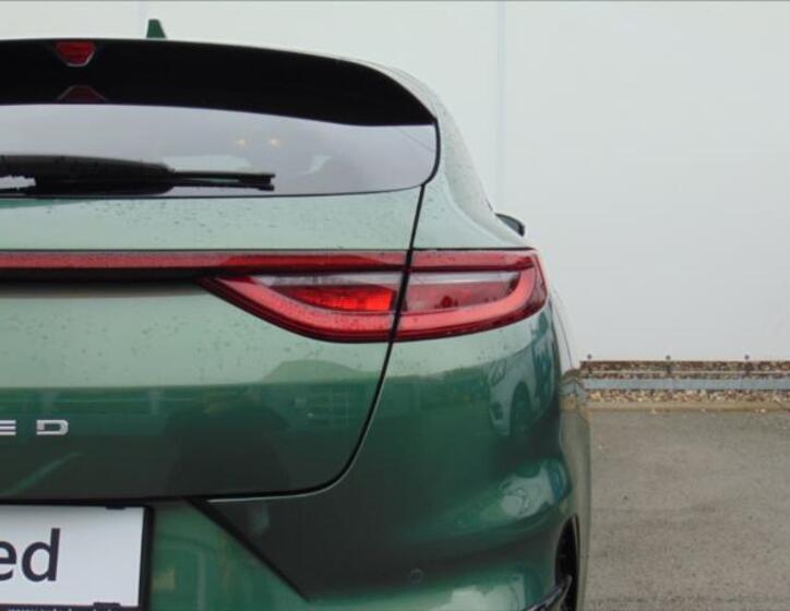 KIA ProCeed 9