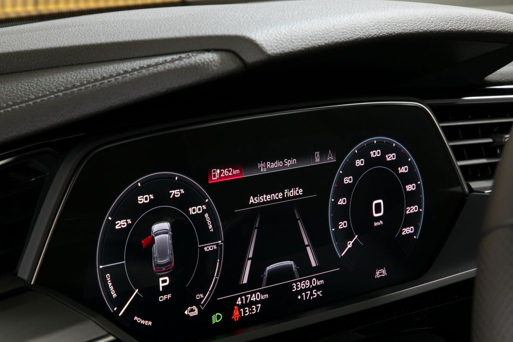 Audi e-tron