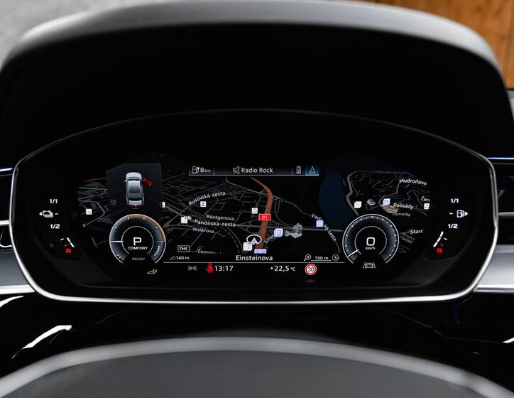 Audi A8 8
