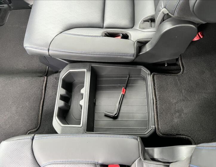 Toyota Sequoia 34