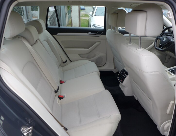 Volkswagen Passat 32