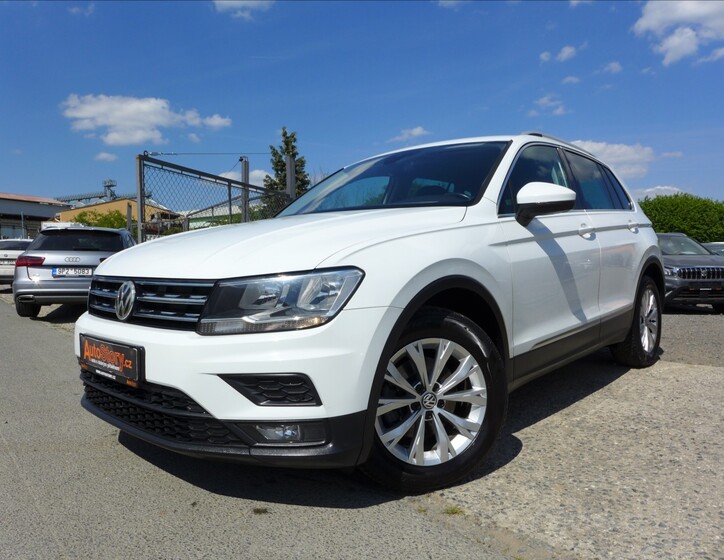 Volkswagen Tiguan 1