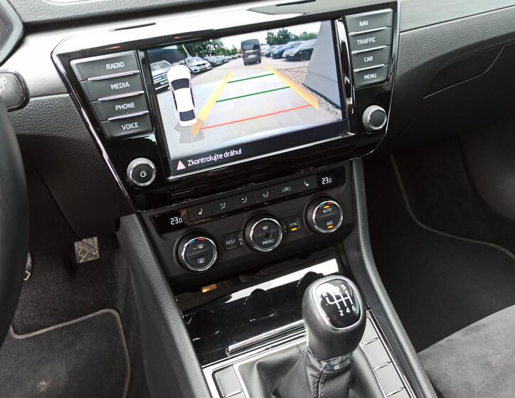 Škoda Superb 20