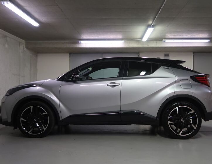 Toyota C-HR 8