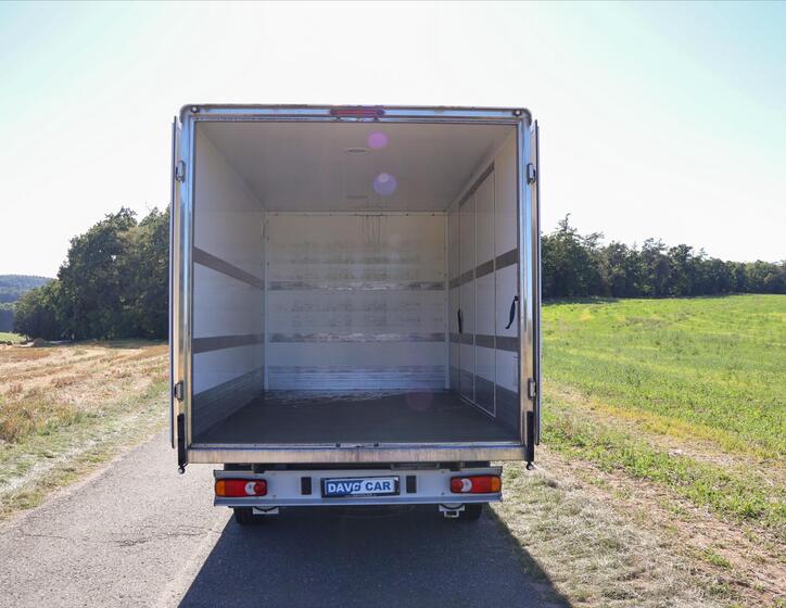 Peugeot Boxer 9