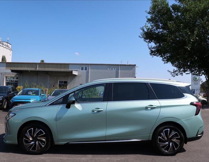 Dongfeng U-Tour 6