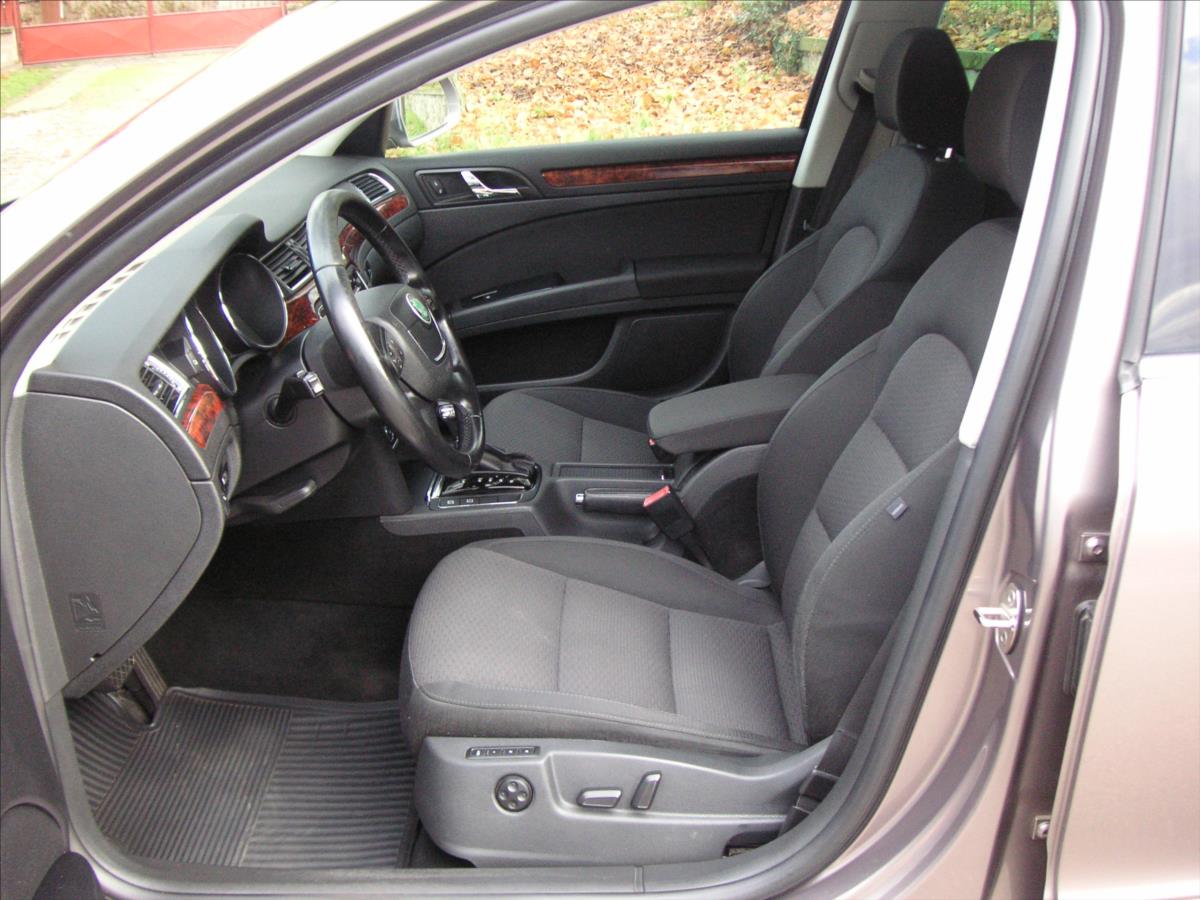 Škoda Superb