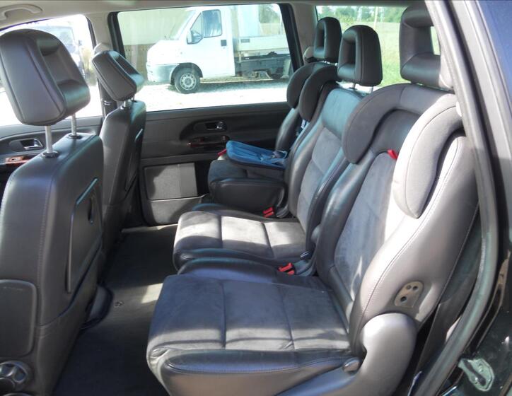 Volkswagen Sharan 18