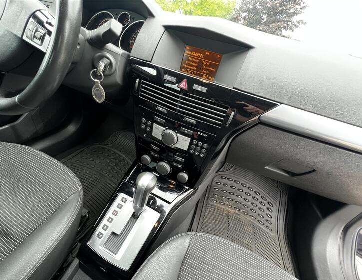 Opel Astra 26