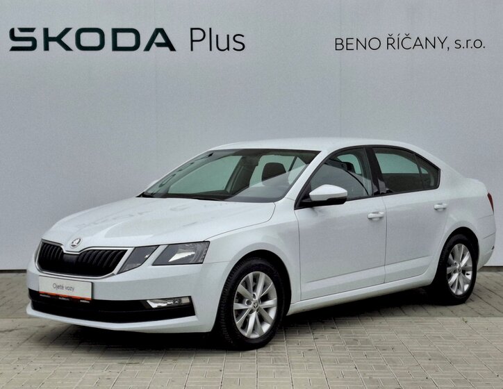 Škoda Octavia 1