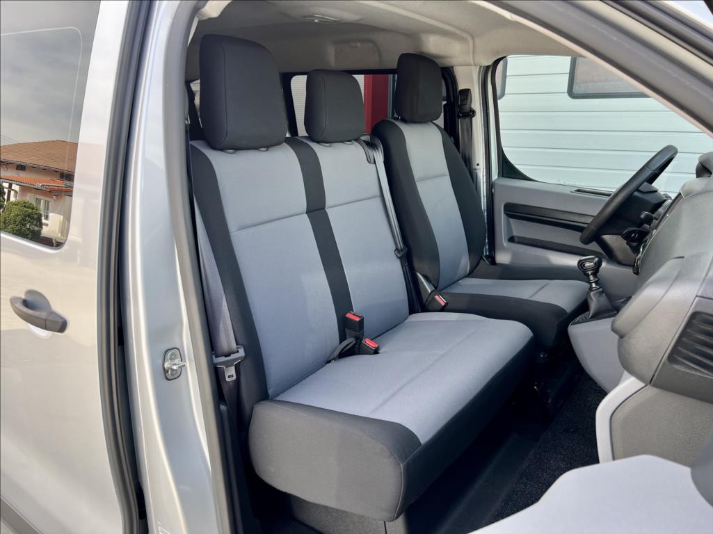 Peugeot Traveller