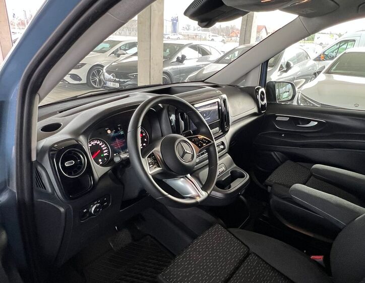 Mercedes-Benz Vito 9