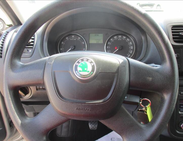 Škoda Fabia 19