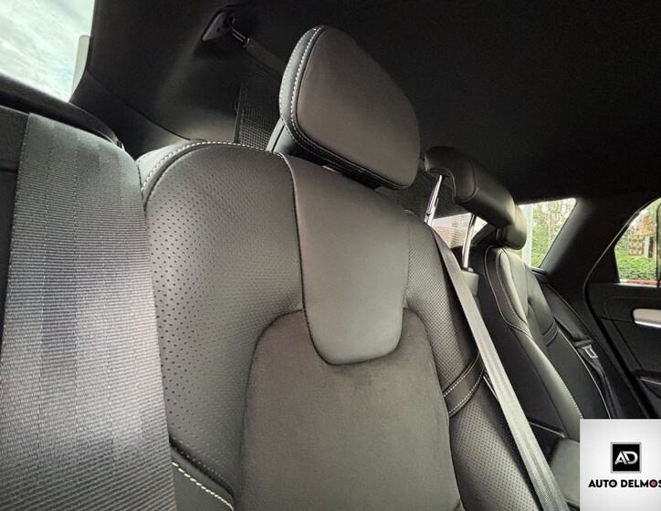 Volvo V90 53