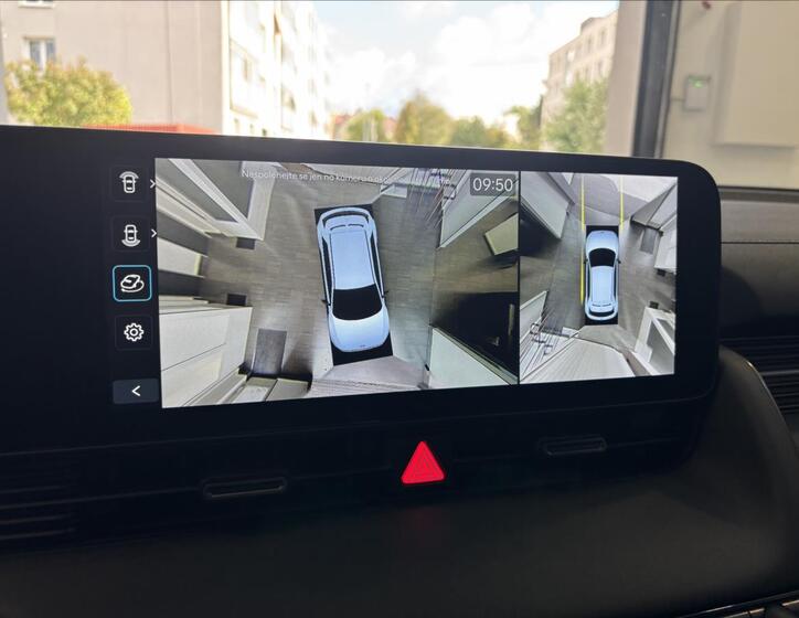 Hyundai IONIQ 53