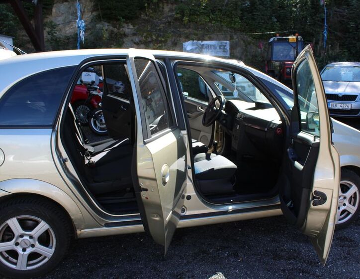 Opel Meriva 13
