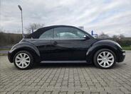 Volkswagen New Beetle 4