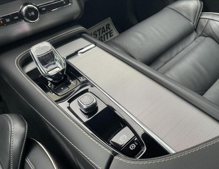 Volvo XC90 18