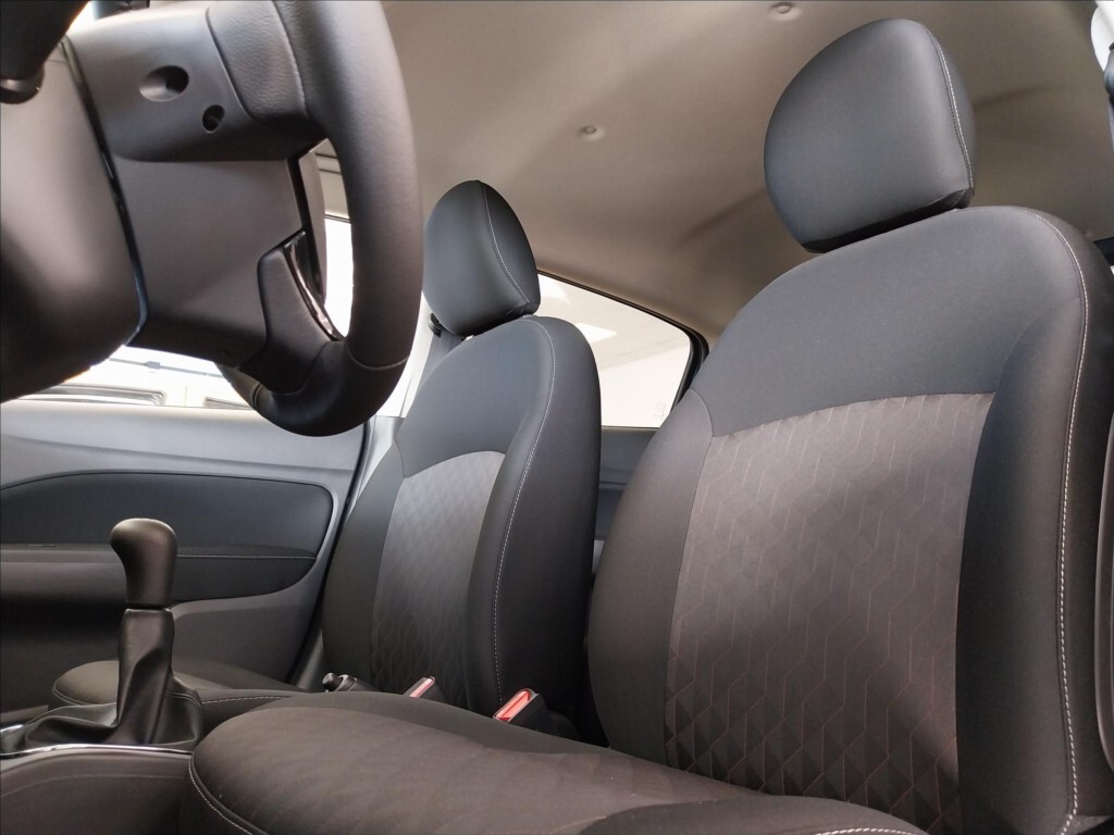 Mitsubishi Space Star 3