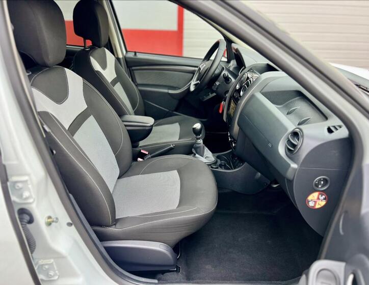 Dacia Duster 18