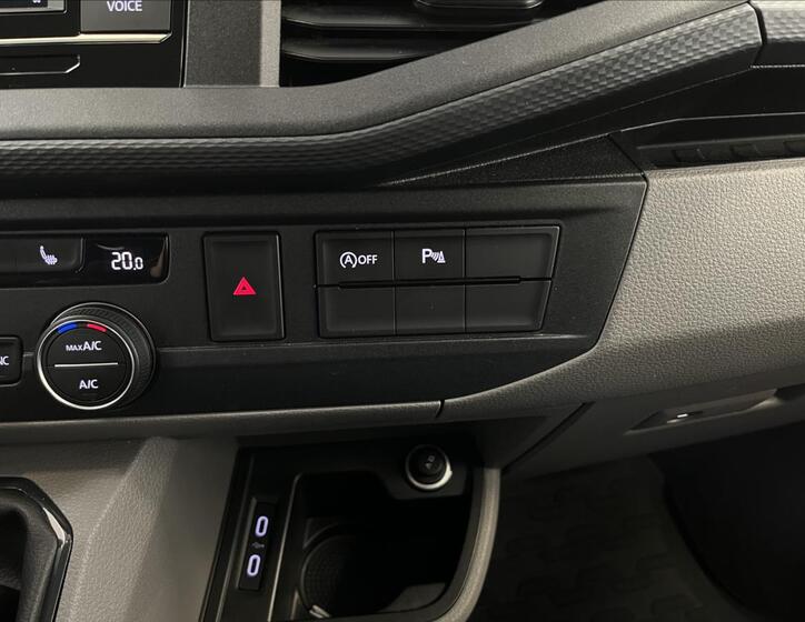 Volkswagen Caravelle 15