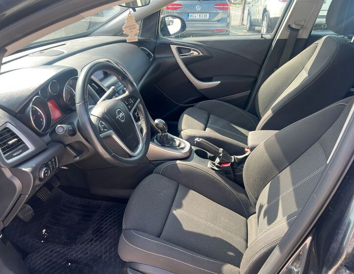 Opel Astra 6
