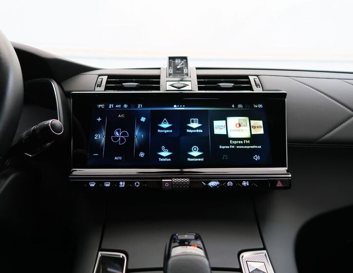 DS Automobiles DS7 Crossback 25