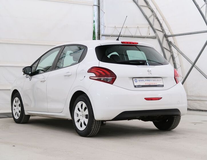Peugeot 208 8