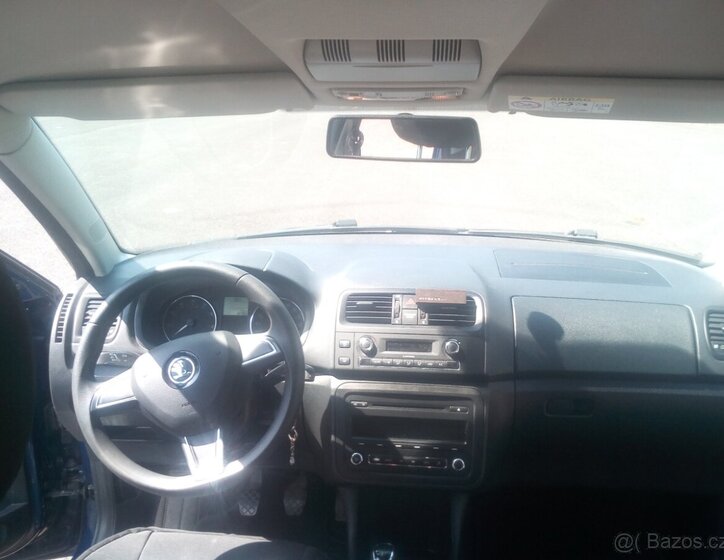 Škoda Roomster 8