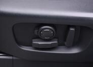 Land Rover Discovery 21