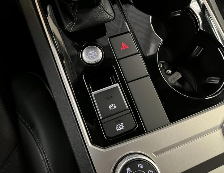 Volkswagen Touareg 17