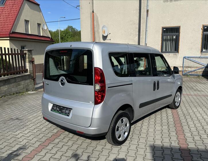 Opel Combo 2